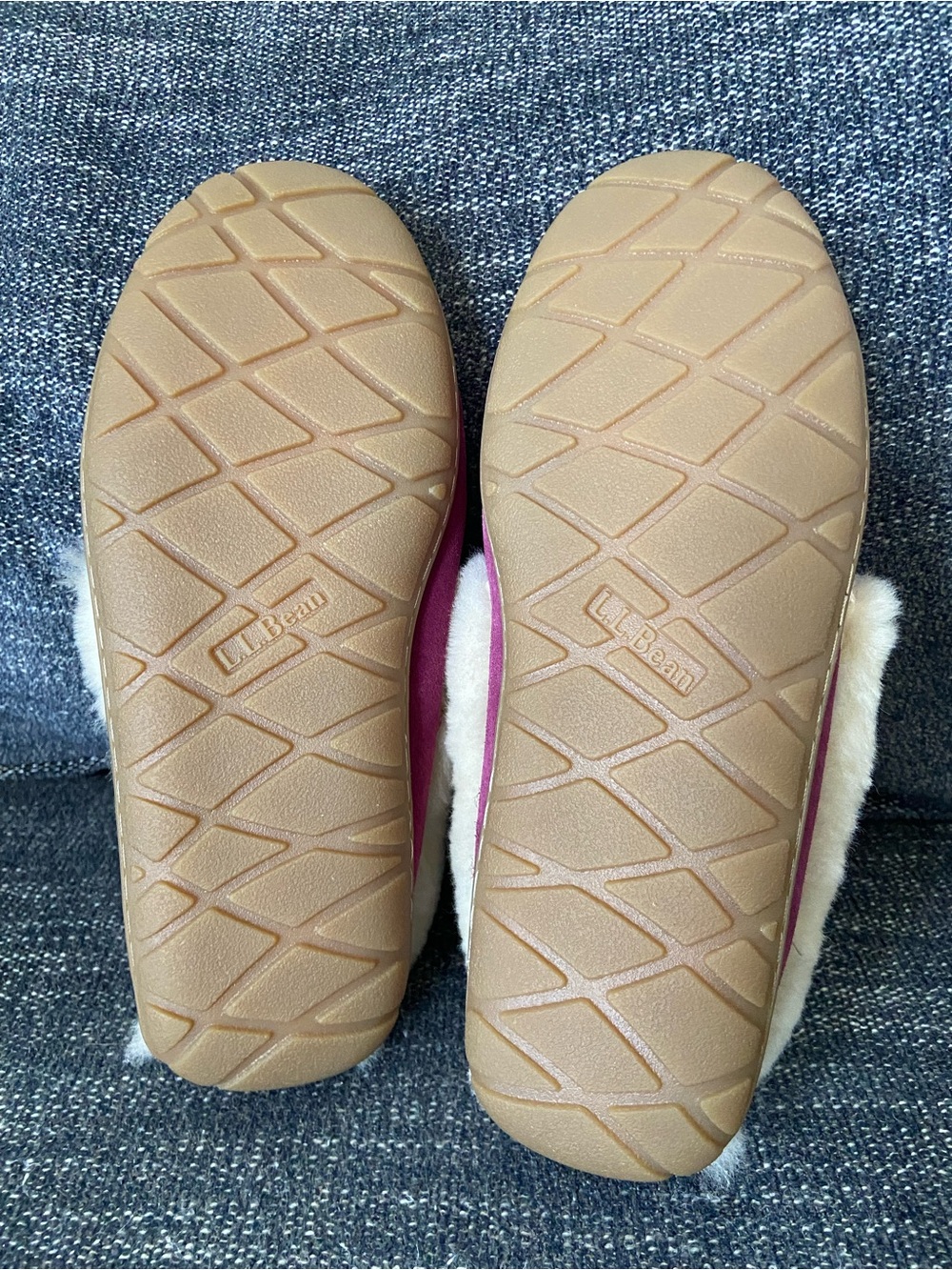 L.L.Bean women’s wicked good moccasins 9 never worn - Picture 6 of 7